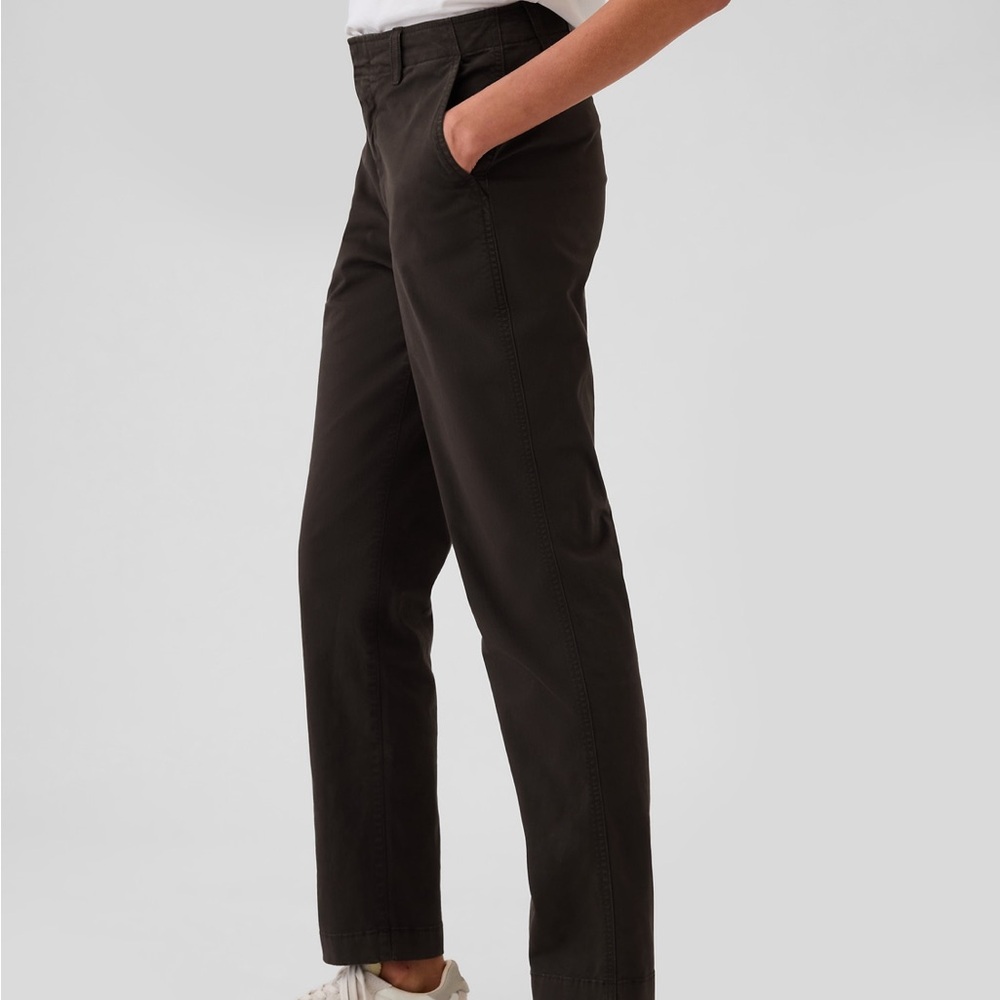 GAP Mid Rise Downtown Khaki Pants